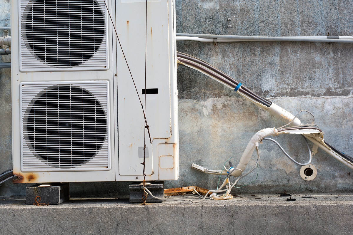 Consider the Pros and Cons of Purchasing a New Air Conditioner